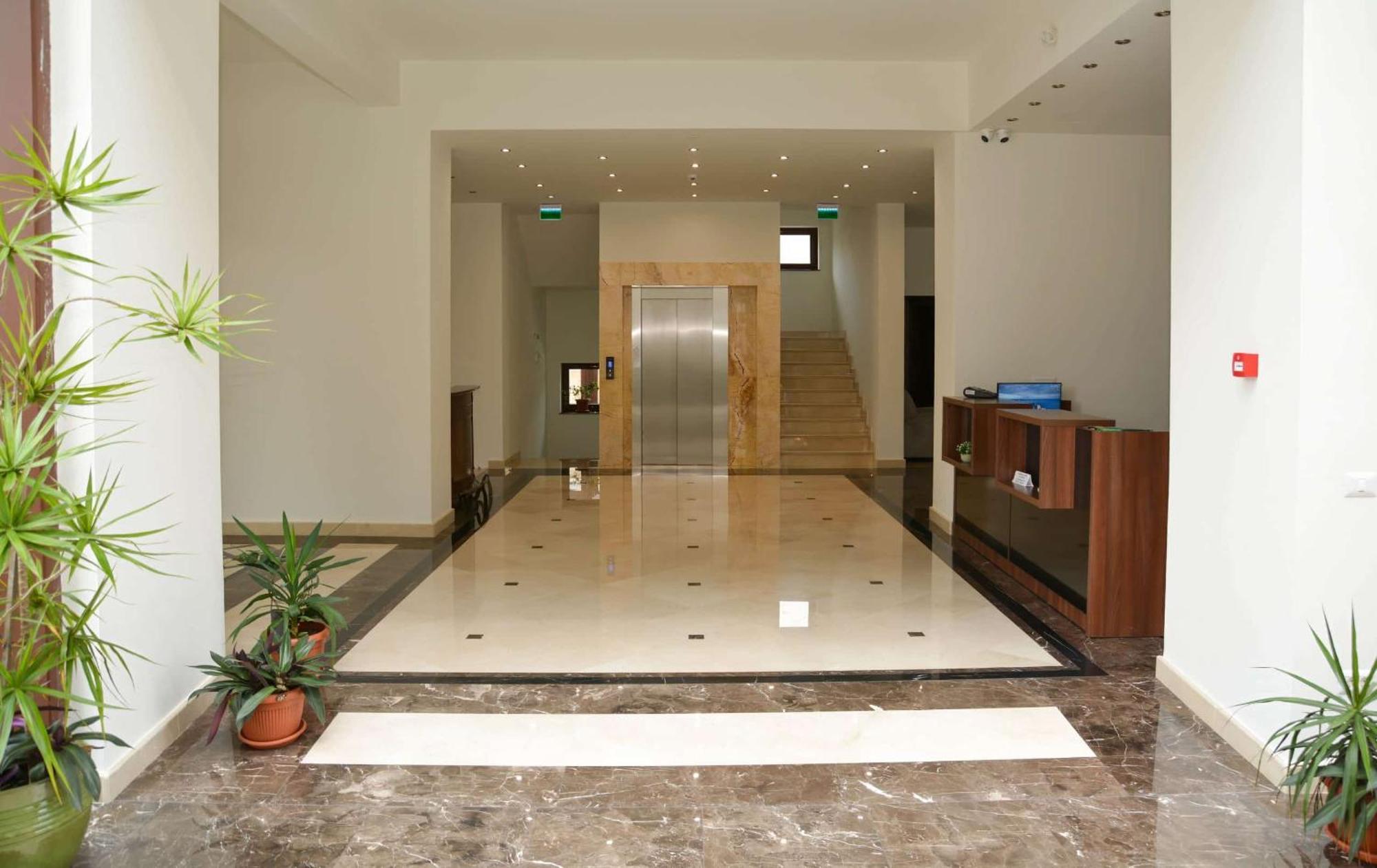 Green Park Boutique Hotel ฟอคชานิ ภายนอก รูปภาพ