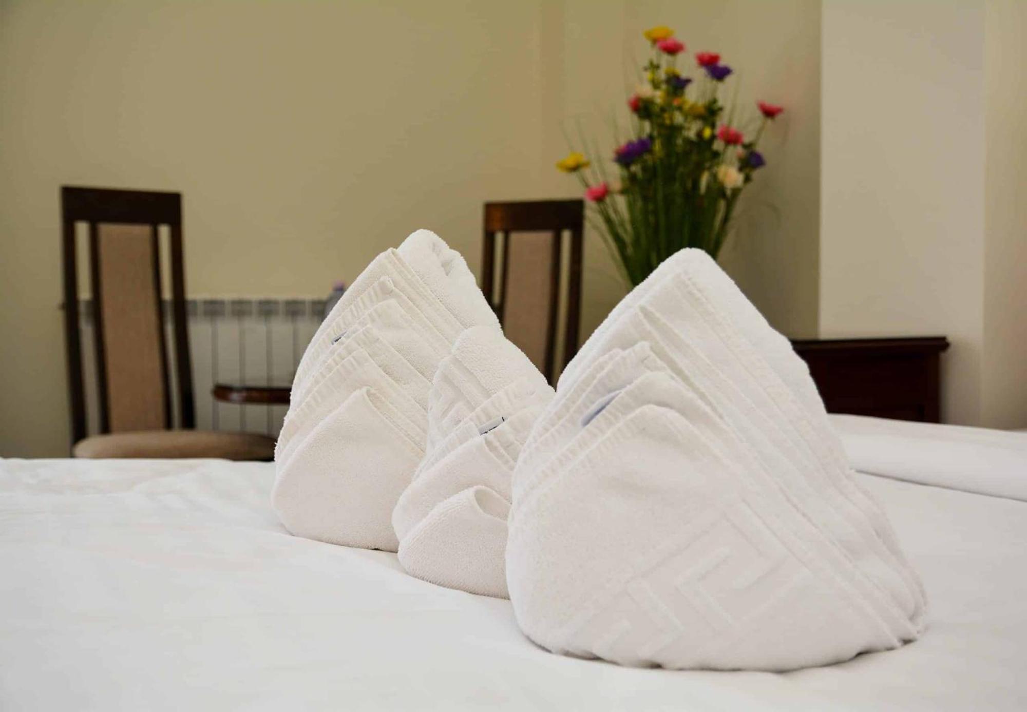 Green Park Boutique Hotel ฟอคชานิ ภายนอก รูปภาพ
