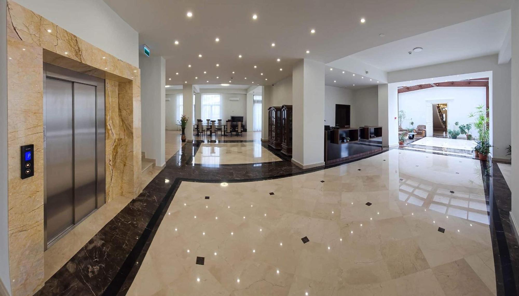 Green Park Boutique Hotel ฟอคชานิ ภายนอก รูปภาพ