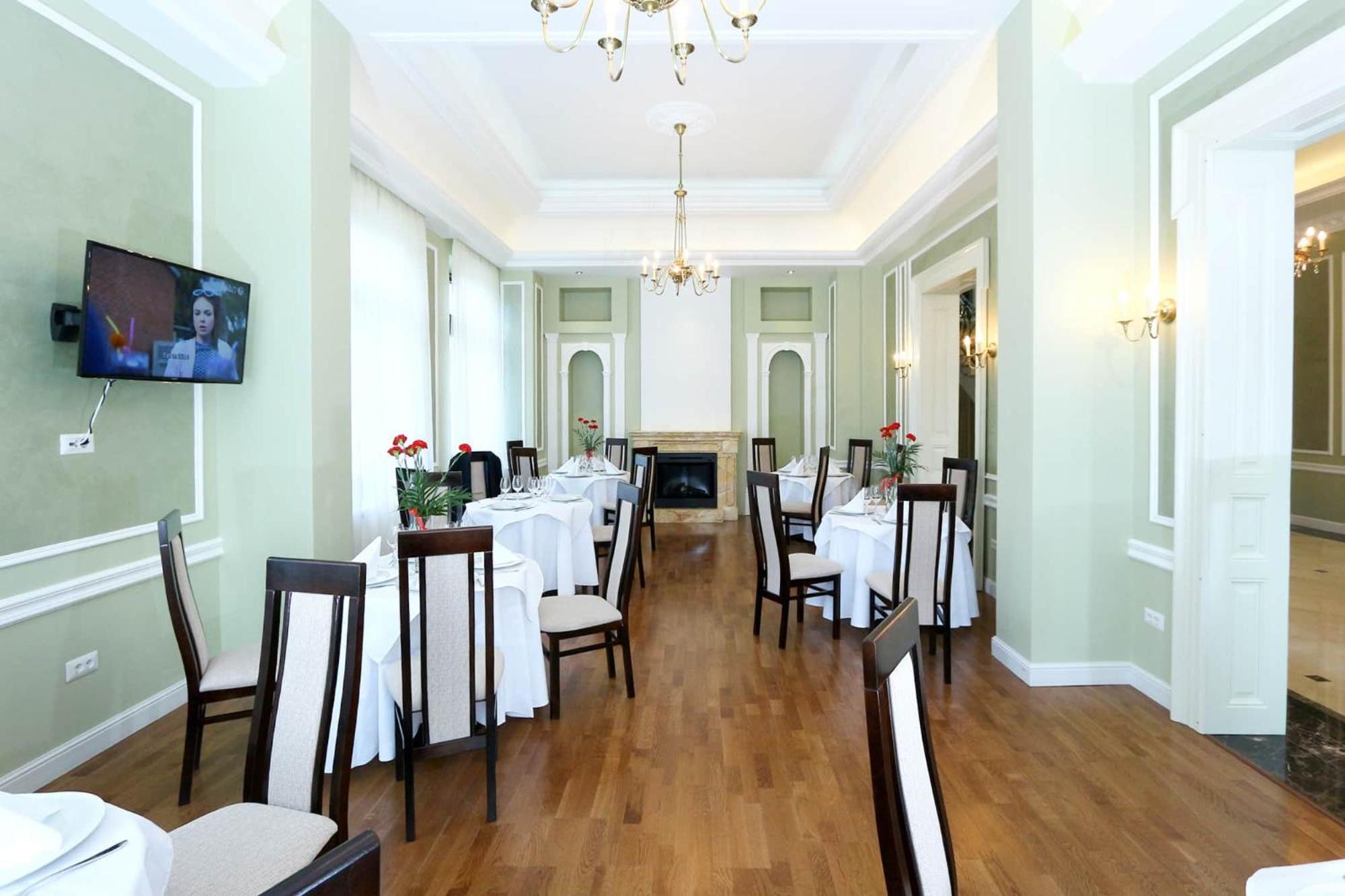 Green Park Boutique Hotel ฟอคชานิ ภายนอก รูปภาพ